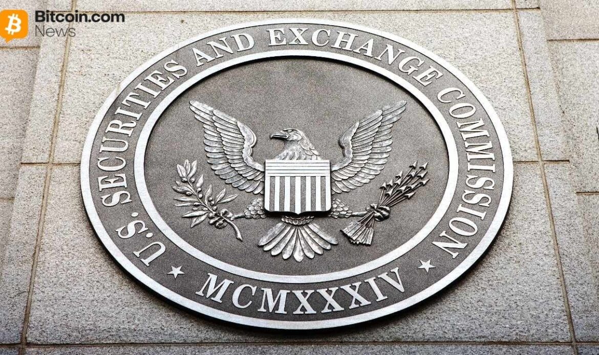 A close-up monochrome photo of the official circular stone wall seal of the US Securities and Exchange Commission.