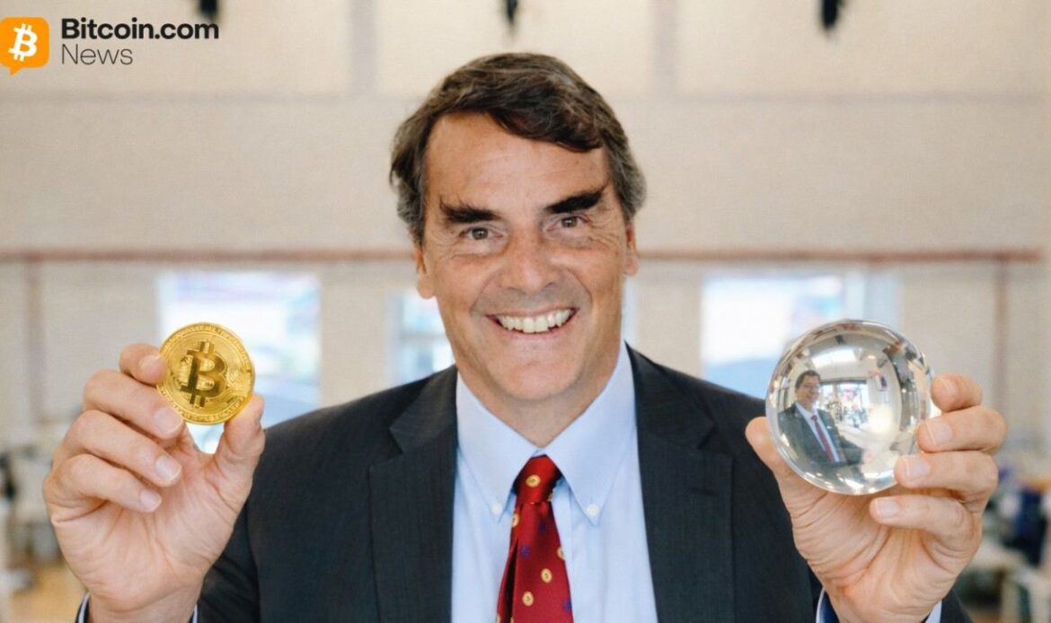 Close-up portrait photo of venture capitalist Tim Draper smiling directly at the camera at an event.